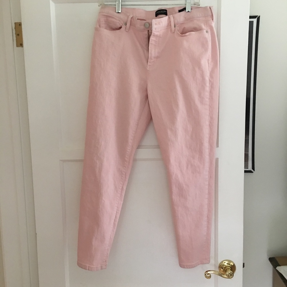 Soft pink skinny jeans